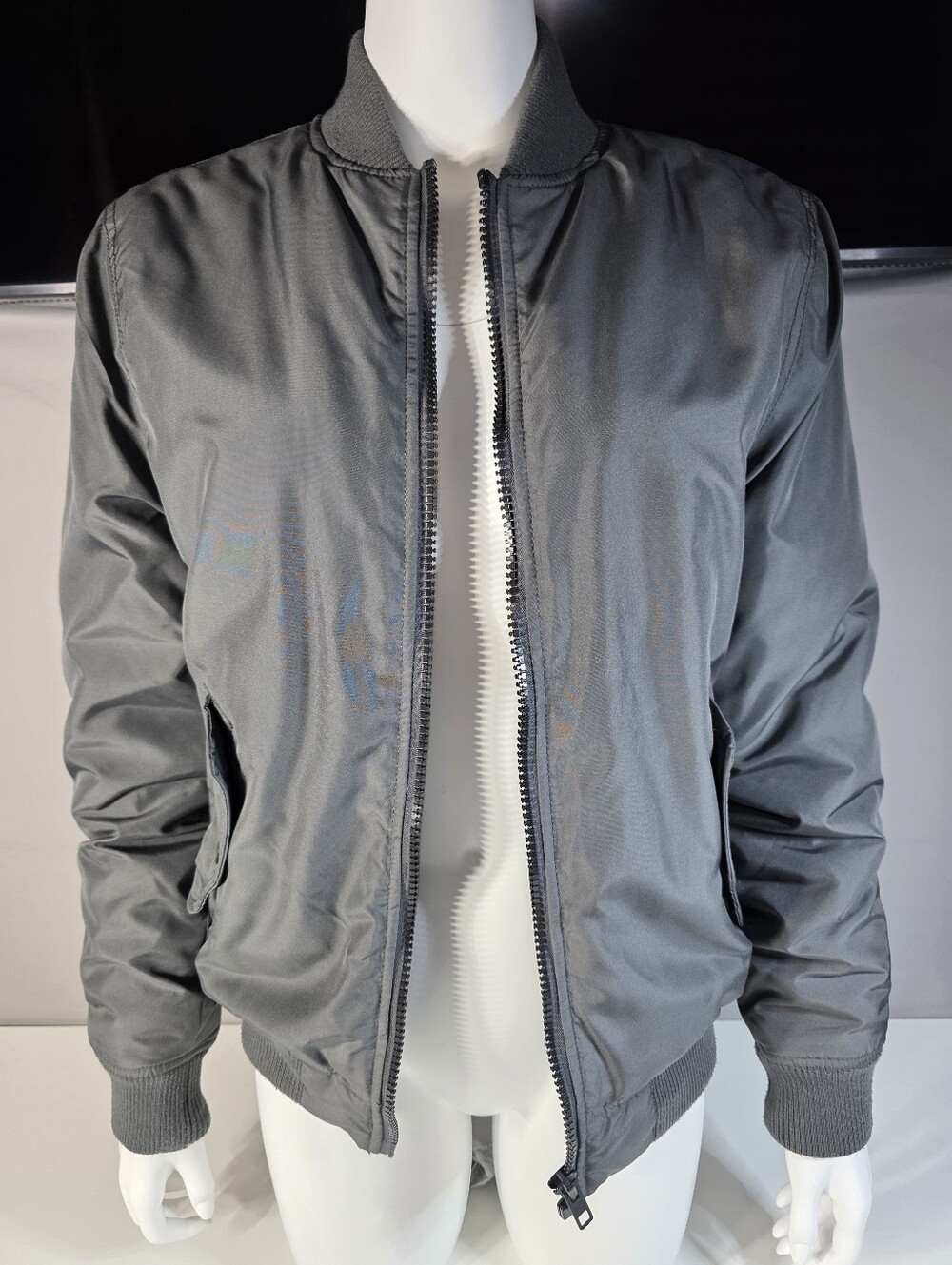 H&M "Divided" line gray bomber jacket Size Small